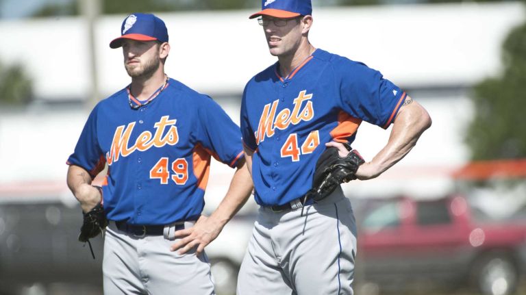 Jon Niese and Kyle Farnsworth during spring training on Monday, Feb. 17, 2014.