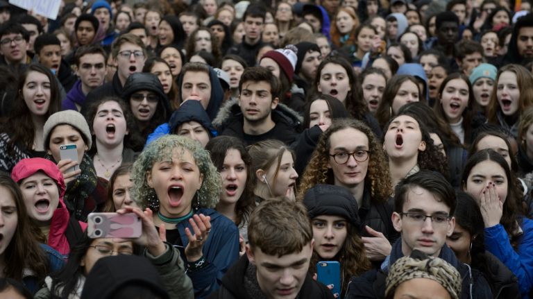 NYC students protest Trump’s ban on refugees, immigrants 1 New York City students rally in Foley Square in Manhattan on Feb. 7, 2017, as part of a citywide walkout in protest over President Donald Trump's immigration travel ban.