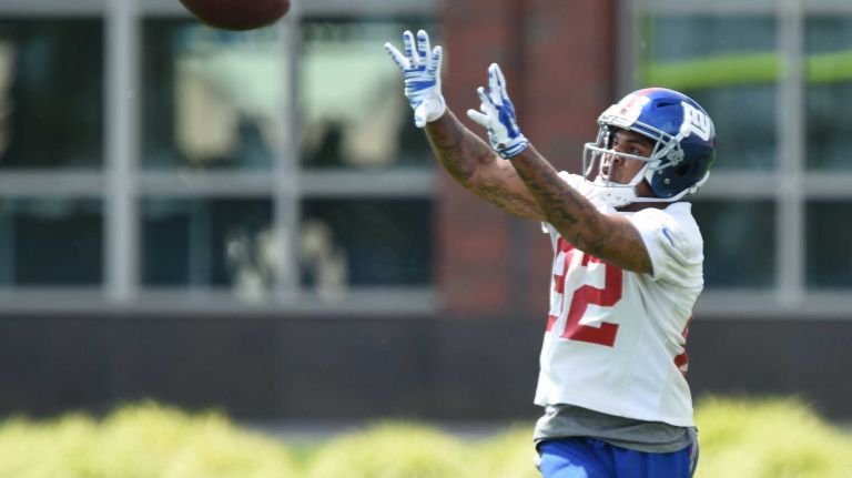 New York Giants wide receiver Roger Lewis catches a pass during the Giants Organized Team Activities at Quest Diagnostics Training Center on Wednesday, June 1, 2016.