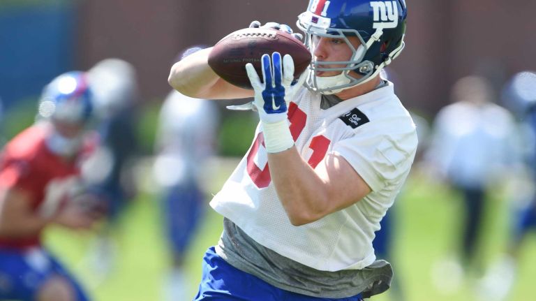New York Giants tight end Matt LaCosse catches the football during the Giants Organized Team Activities at Quest Diagnostics Training Center on Monday, May 23, 2016.