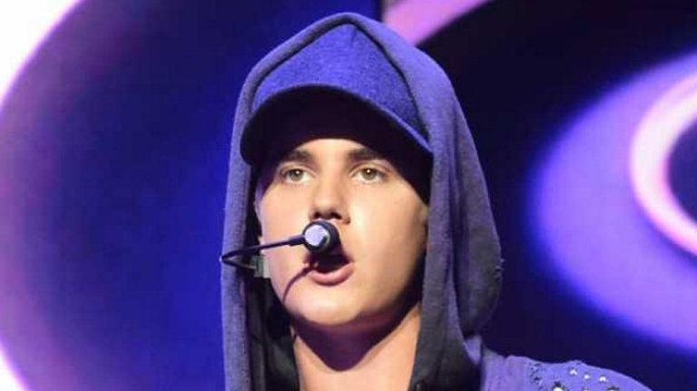 Bieber makes his concert comeback at the Billboard Hot 100 Music Festival at Nikon at Jones Beach Theater. 