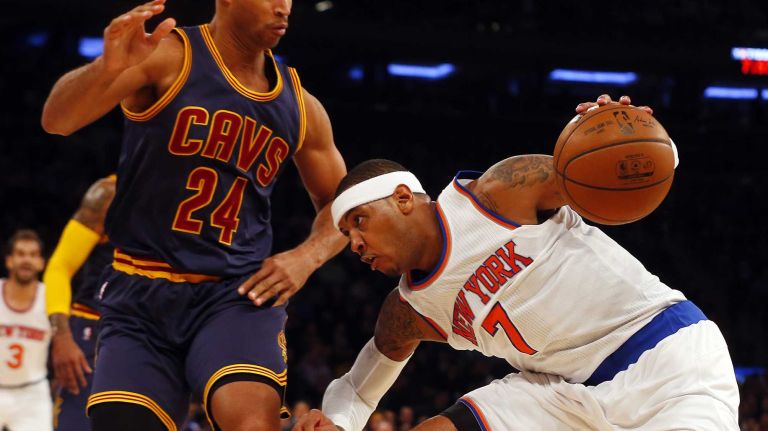 Carmelo Anthony #7 of the New York Knicks drives to the hoop in the first quarter against Richard Jefferson #24 of the Cleveland Cavaliers at Madison Square Garden on Friday, Nov. 13, 2015.