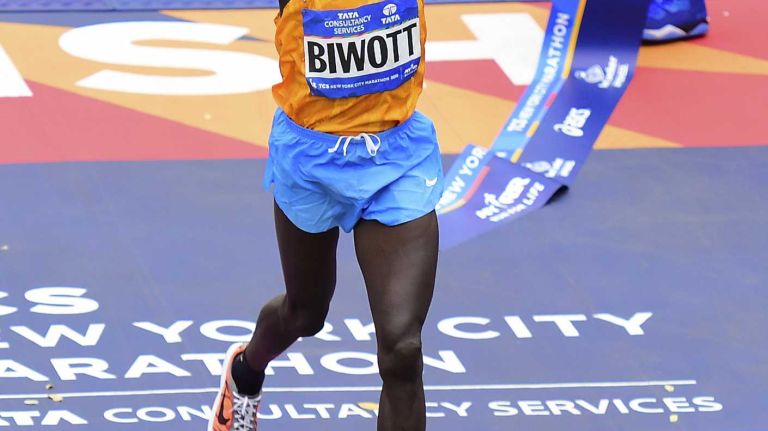 Stanley Biwott of Kenya wins the New York City Marathon in Manhattan on Sunday, Nov. 1, 2015.