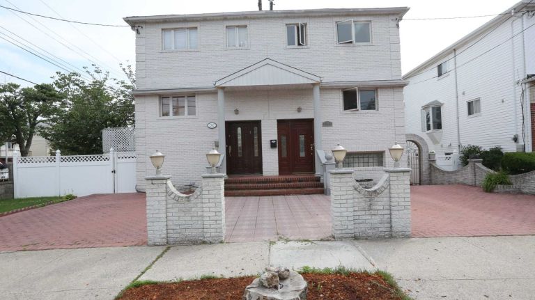 Bergen Beach 61 A house on E. 72 street between Ave. W and X in Bergen Beach, Brooklyn, July 3, 2015.