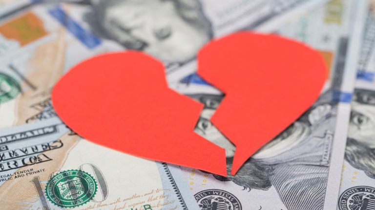Income inequality in NYC forces couples to confront personal issues 1 A look at how New York City couples handle income inequality in their relationship and life.