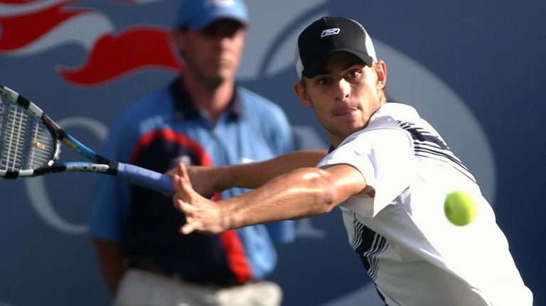 The last time an American won the U.S. Open tennis men's singles title was in 2003 when Andy Roddick defeated Spain's Juan Carlos Ferrero in straight sets, 6-3, 7-6 (7-2), 6-3.