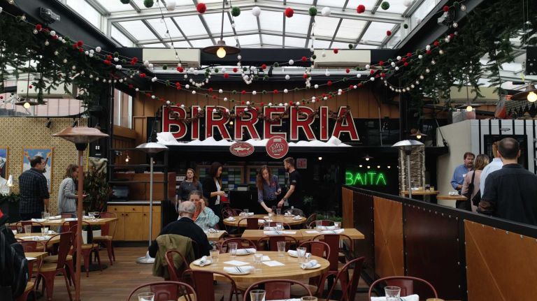 Eataly's Baita pop-up will take you to the Italian Alps without leaving Flatiron 15 The rooftop (which is enclosed) has been totally decked out to feel like a ski lodge -- complete with bearskin rugs and '80s-style ski coats decorating the walls on the way up the stairs. And, of course, there's fake snow.
