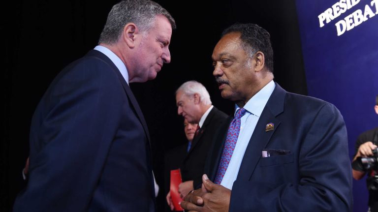 Presidential debate at Hofstra: Photos from the scene 22 Mayor Bill de Blasio talks with Jesse Jackson prior to the debate on Sept. 26, 2016.