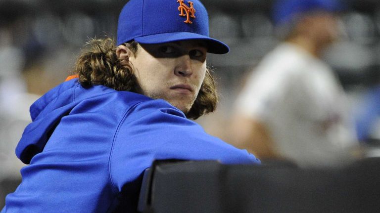Jacob deGrom scouting report 8 The percentage of each pitch thrown by deGrom has changed little from 2014 to 2015, with two noticeable exceptions. His slider use has increased from 16.6 percent to 18.7 percent and his changeup has decreased from 12.2 percent to 9.7 percent.