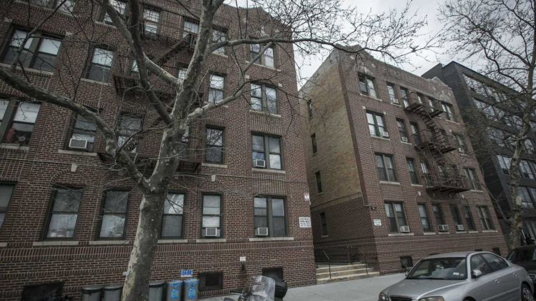 NYC renters to spend two-thirds of income on rent in 2016, StreetEasy study says 1 NYC renters are expected to pay almost two-thirds of their income on rent in 2016, according to StreetEasy. Pictured: Apartments on 45th Avenue in Long Island City in Queens on April 23, 2014.
