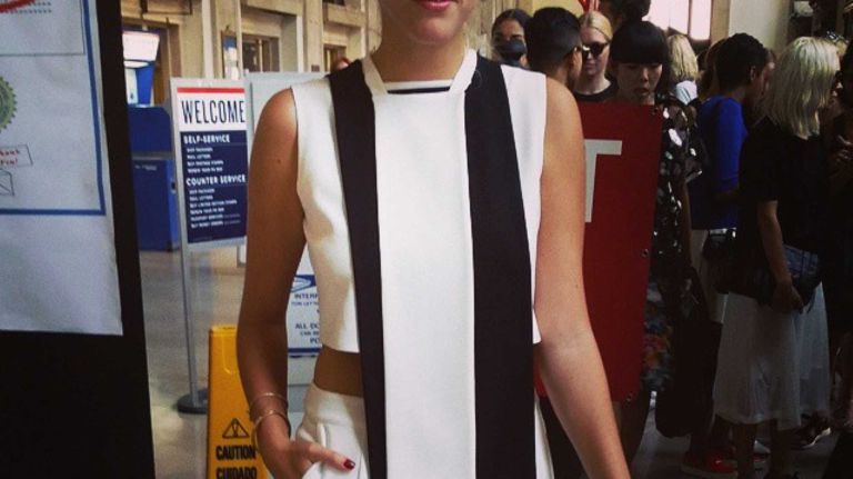 New York Fashion Week street style 7 #amStreetStyle: Black & white chic at the post office post - Prabal Gurung #nyfw