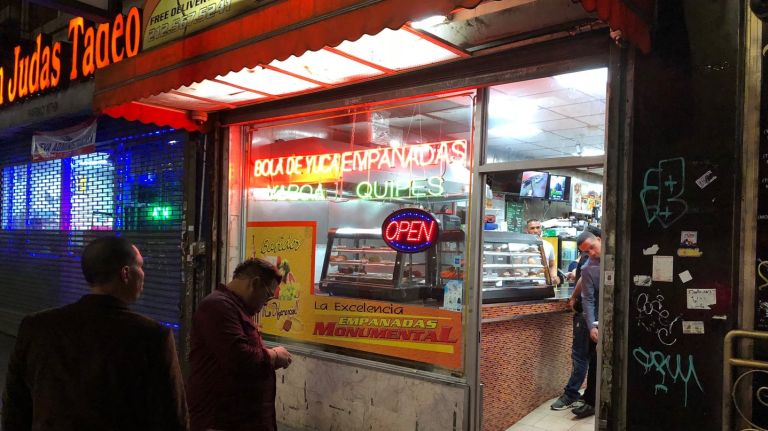 What to do and eat in Inwood in northern Manhattan 14 Empanadas Monumental (522 W. 207th St.), on the other hand, represents a shift in Inwood's population over the past few decades to be predominantly Dominican. We feel confident you won't find a better empanada in Manhattan than the flakey, handmade melt-in-your-mouth fried wares of this joint.