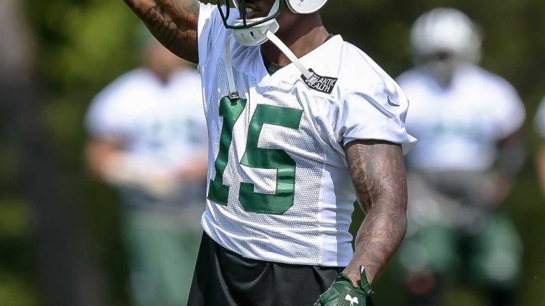 Jets receiver Brandon Marshall calls for the ball during the Jets' OTAs on Wednesday, June 1, 2016 in Florham Park, N.J.