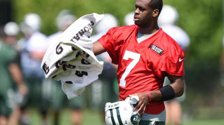 New York Jets quarterback Geno Smith is seen during Organized Team Activities at the Jets Training Center on Wednesday, May 25, 2016.