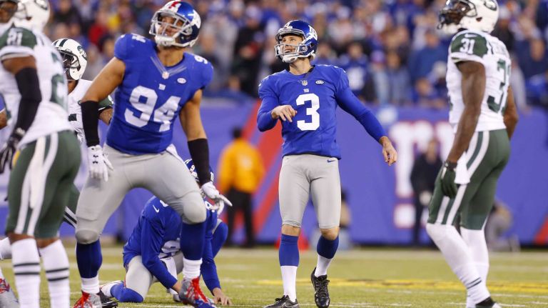 Josh Brown #3 of the New York Giants watches his missed field goal in overtime against the New York Jets at MetLife Stadium on Dec. 6, 2015 in East Rutherford, N.J.