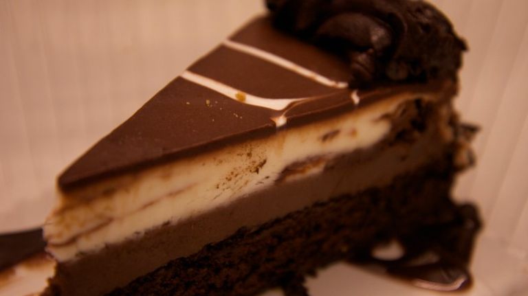 Though we were stuffed with all the pasta we couldn't finish, our server insisted we try dessert. Note: costs extra with the Never Ending Pasta Bowl. Never Ending Dessert is not yet an option. This decadent dessert is made up of layers of chocolate cake, dark chocolate cheesecake and creamy custard mousse, a meal in itself, really. 