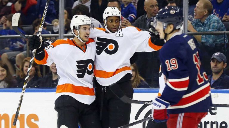 Wayne Simmonds’ KO of Ryan McDonagh still angers Rangers 1 Wayne Simmonds #17 of the Philadelphia Flyers celebrates his second period goal against the New York Rangers with teammate Michael Del Zotto #15 at Madison Square Garden on Saturday, Nov. 28, 2015 in New York City.