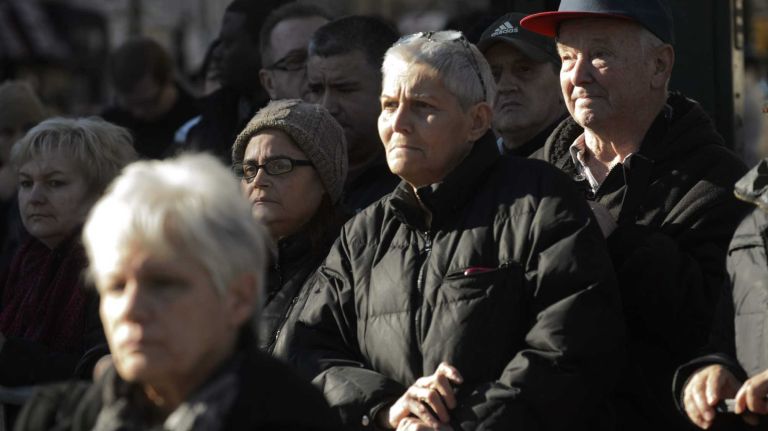 Rafael Ramos, slain NYPD officer, remembered at Queens wake 31 Bystanders watch as the casket of NYPD Officer Rafael Ramos arrives at Christ Tabernacle Church in Queens on Friday, Dec. 26, 2014.