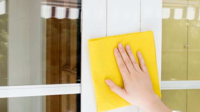 Holiday tipping: Who to include and how much to give 15 At the end of a long day in the smelly city, there's nothing better than walking into your apartment to the scent of Lysol. Your cleaning person was here. For the holidays, thank them with a tip equal to one week's pay and/or a small gift.