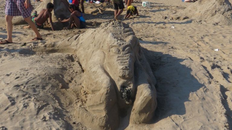 A crocodile at the Coney Island Sand Sculpting Contest.