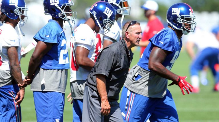 New York Giants defensive coordinator Steve Spagnuolo coaches during training camp at the Quest Diagnostics Training Center in East Rutherford, N.J. on Friday, Aug. 7, 2015.
