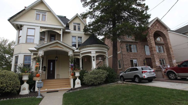 Houses along Main Street near Arthur Kill Road in Tottenville.