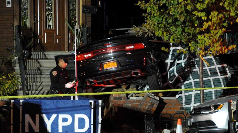 Seizure may have led to car jumping curb, killing 3 on Halloween, police say 1 A New York City Police Department officer at the scene where a car struck a group of trick-or-treaters and killed three people near the intersection of Morris Park Avenue and Bogart Avenue in the Bronx on Saturday, Oct. 31, 2015.