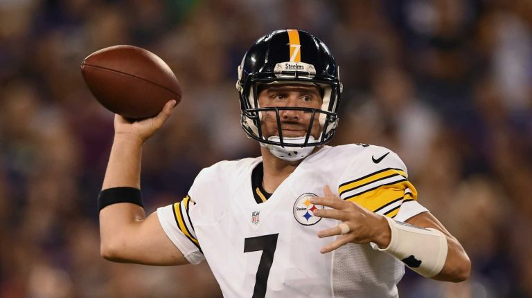 Fantasy football: Week 3 start/sit recommendations 1 BALTIMORE, MD - SEPTEMBER 11: Quarterback Ben Roethlisberger #7 of the Pittsburgh Steelers passes against the Baltimore Ravens at M&T Bank Stadium on September 11, 2014 in Baltimore, Maryland. (Photo by Patrick Smith/Getty Images)