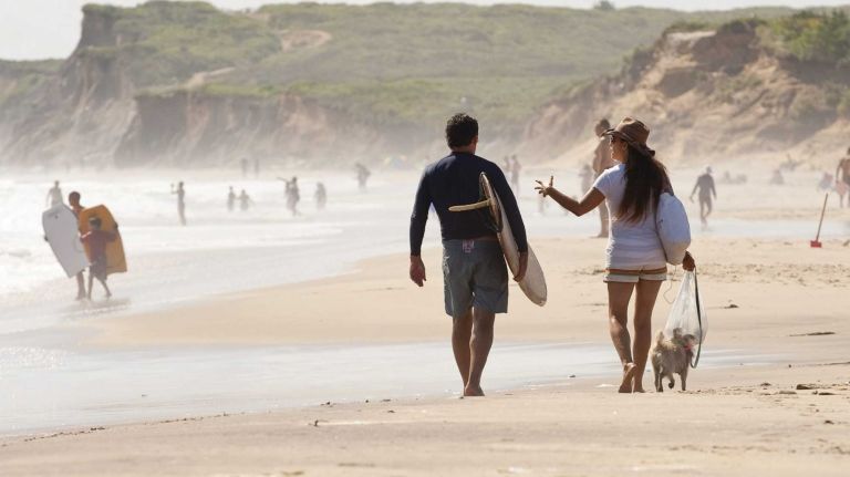 Hamptons Labor Day weekend: How to spend your time 1 Scenes from Ditch Plains Beach, Sunday, September 13, 2009 in Montauk, N.Y.