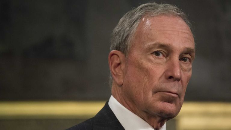 Former New York City Mayor Michael Bloomberg met with President Barack Obama to discuss a variety of issues, including the nation