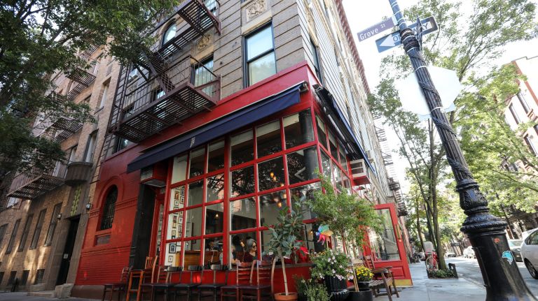 The one where 'Friends' fans flock to the Village, 25 years later 4 The Little Owl gets visitors from around the world thinking they'll be able to grab a coffee from Central Perk.