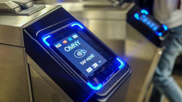 An OMNY tap-in screen taken on&nbsp;June 2, 2019, at the 14th Street-Union Square subway station.