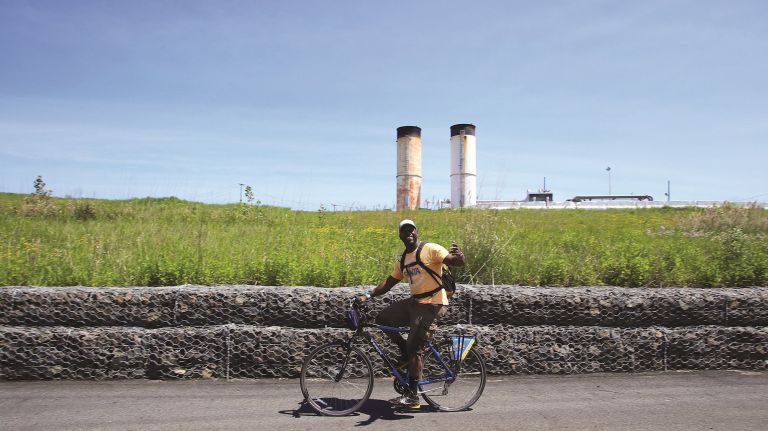Freshkills Park will offer water access, skyline views: It's 'unlike any other space in NYC' 2 Bikers and walkers explored the site of the future Freshkills Park on Staten Island during Discovery Day.