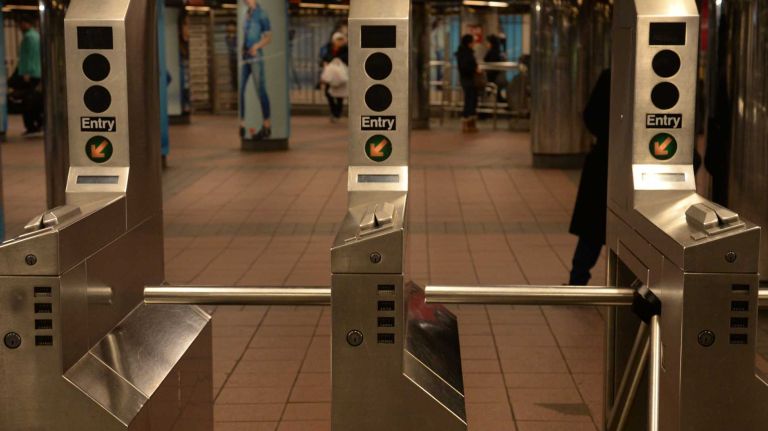 De Blasio defends NYPD fare-beating policing amid deportation fears 1 The city maintains that quality-of-life policing works, and the NYPD will continue targeting fare-beating, amid concerns that the practice could aid in deportations.