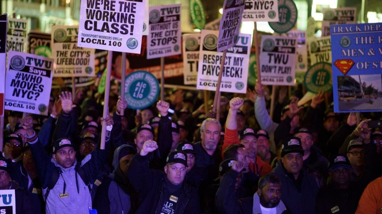 Transit workers rally at MTA headquarters ahead of union contract negotiations 1 Members of the Transportation Workers Union Local 100 rallied in front of the MTA offices in lower Manhattan on Tuesday, Nov. 15, 2016.
