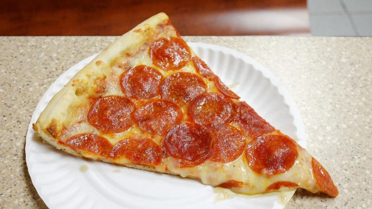 A pizza  contest, done 