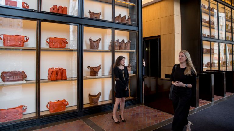 Hudson Yards opens first tower as Coach moves in 2 Coach moved into its new headquarter at 10 Hudson Yards building on 30th Street and 10th Avenue on May 31, 2016.