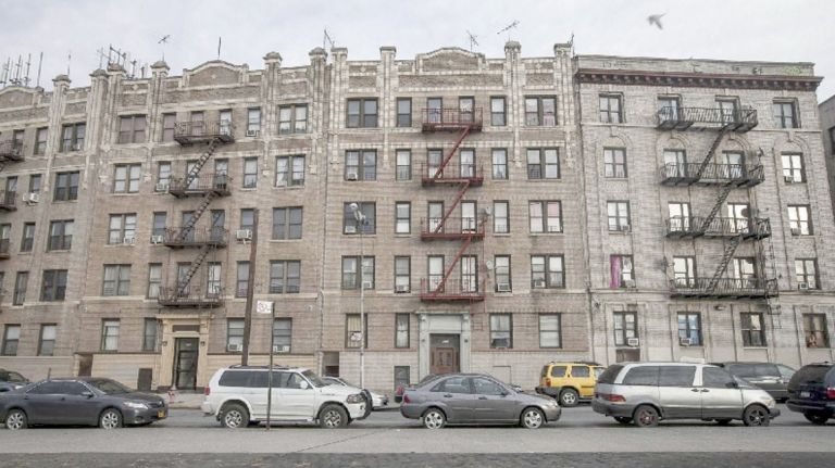 Condo buyers in Kingsbridge in the Bronx paid an average down payment  of 10% in 2015.