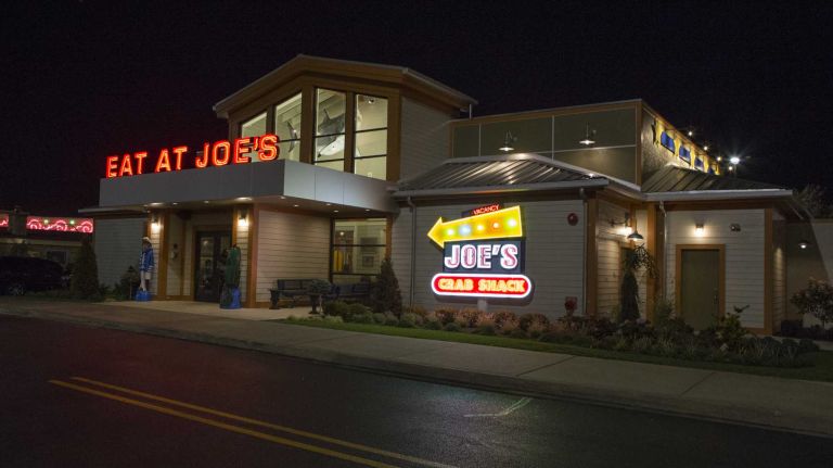 Joe's Crab Shack will eliminate tipping at some of its restaurants. This location is in Westbury, N.Y.