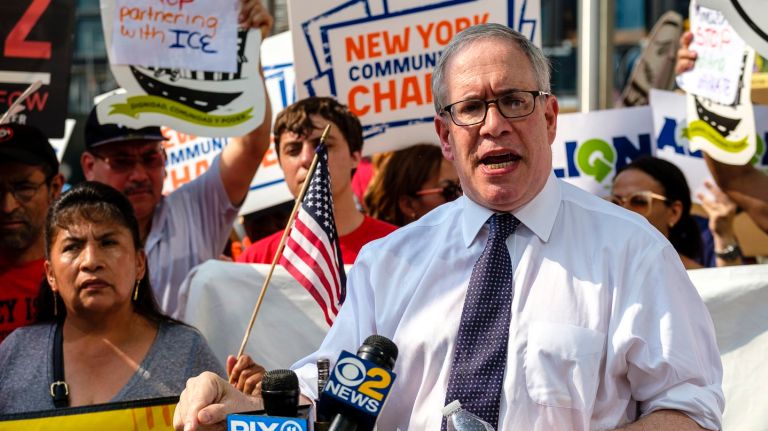Comptroller Scott Stringer said he opposes the Northeast Supply Enhancement project, which would create a new offshore pipeline from New Jersey to the Rockaways.