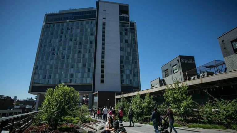 The Standard High Line is offering one free night to residents of 23rd Street between Sixth and Seventh avenues following Saturday's bombing in Chelsea.