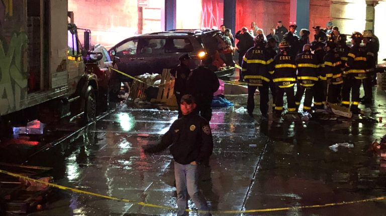 Car hits pedestrians in lower Manhattan, killing 1, injuring 6, officials say 1 Seven pedestrians were hit, one fatally, by a car at Canal and Forsyth streets in lower Manhattan on Monday, officials said.
