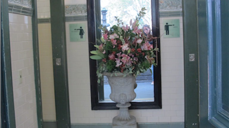 Where to pee in NYC 8 Bryant Park has one of the nicest public bathrooms in the city. We're talking marble counters, fresh flowers and a full-time attendant on duty to keep it absurdly clean and well-stocked. If you're in the area, find this bathroom. You'll quickly forget you're in the middle of a public park in Manhattan and be transported to what looks like a gorgeous hotel bathroom.