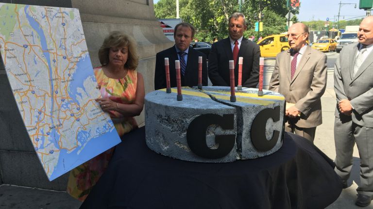 Interstate Highway System concrete birthday cake given to Federal Highway Administration 1 The General Contractors Association presented the Federal Highway Administration with a cracked concrete birthday cake on June 27, 2016, as the Interstate Highway System turns 60 years old.