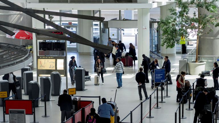 Turkish Airlines flight headed to JFK hits turbulence, passengers hurt 1 Terminal 1, which hosts international flights, at Kennedy Airport on March 22, 2016.