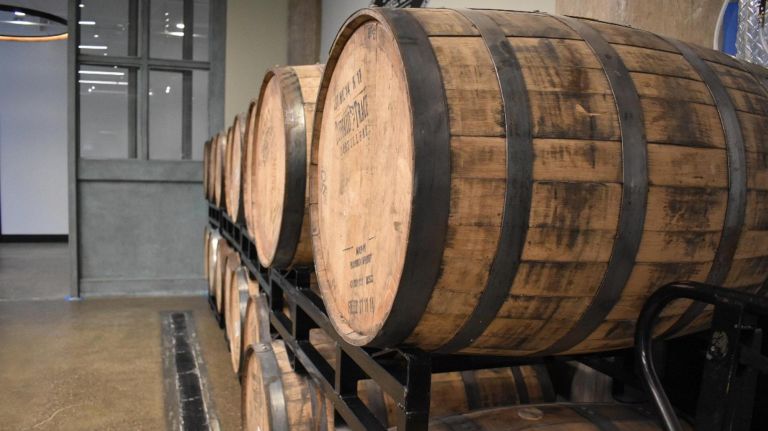 LIC Brewery drafts expansion to Industry City with sustainability on tap 4 Big aLICe's Brooklyn location offers more room to expand its barrel-aged beer program.