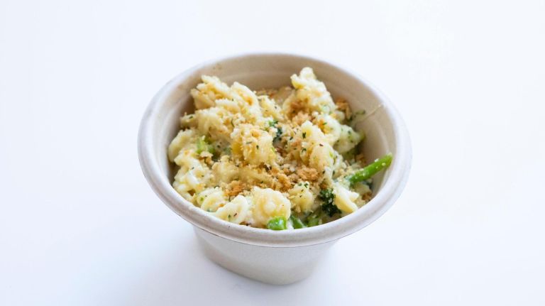 Murray's Mac & Cheese puts gourmet twist on classic dish 4 The classic with broccoli mixed in is the Murray's Mac & Cheese shop chef's favorite.