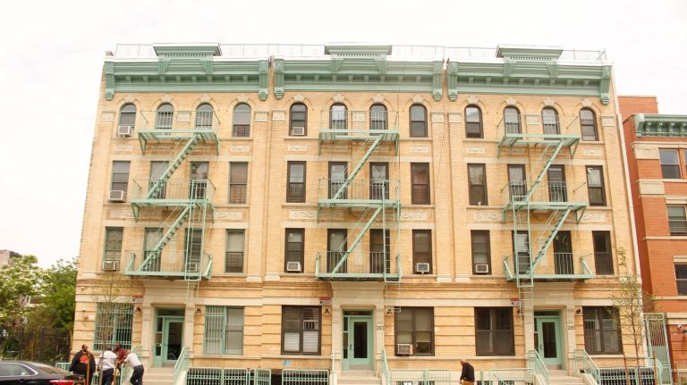 281, 283 and 285 Bainbridge St.