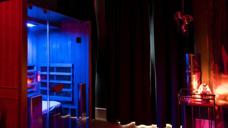 HigherDOSE offers an infrared sauna at its nine New York studios.
