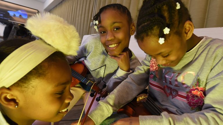 East New York kids gain confidence and opportunity with free violin lessons 2 The program is one of the few arts programs offered to young New Yorkers in the neighborhood, according to Jaymi Perkins, whose daughter Semaj Frank, 8, is learning the violin.